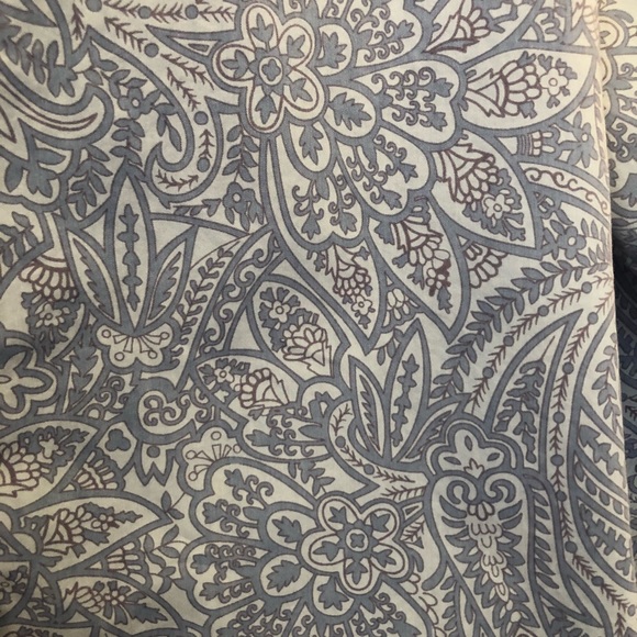 Lands’ End Paisley Wrinkle-Resistant Blouse - Picture 2 of 8